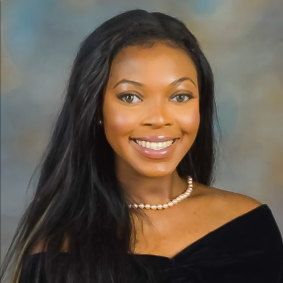 Meet your Posher, Alexis - Picture 1 of 1